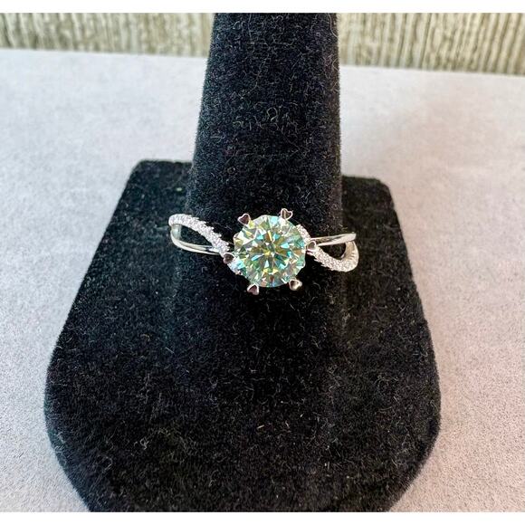 NEW 1ct Aquamarine Moissanite in AU750 -sz.8.25 - Picture 9 of 9